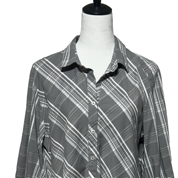 Chico's Tops - Chicos Top Womens XL 3 Gray‎ White Button Up Billow Balloon Sleeve Poplin Plaid